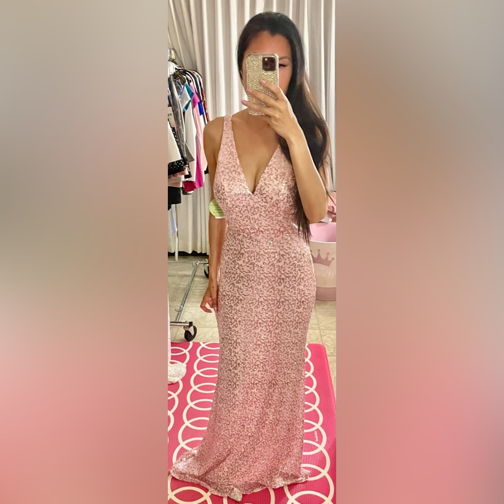 Windsor Pink Iridescent Sequins Sparkling Prom Formal Bridal Long Gown Dress